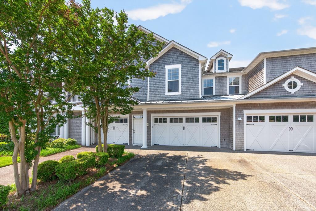 807 TURNBERRY ARCH 