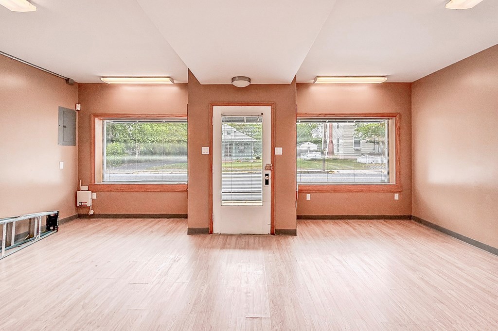 71533 | Photo 2