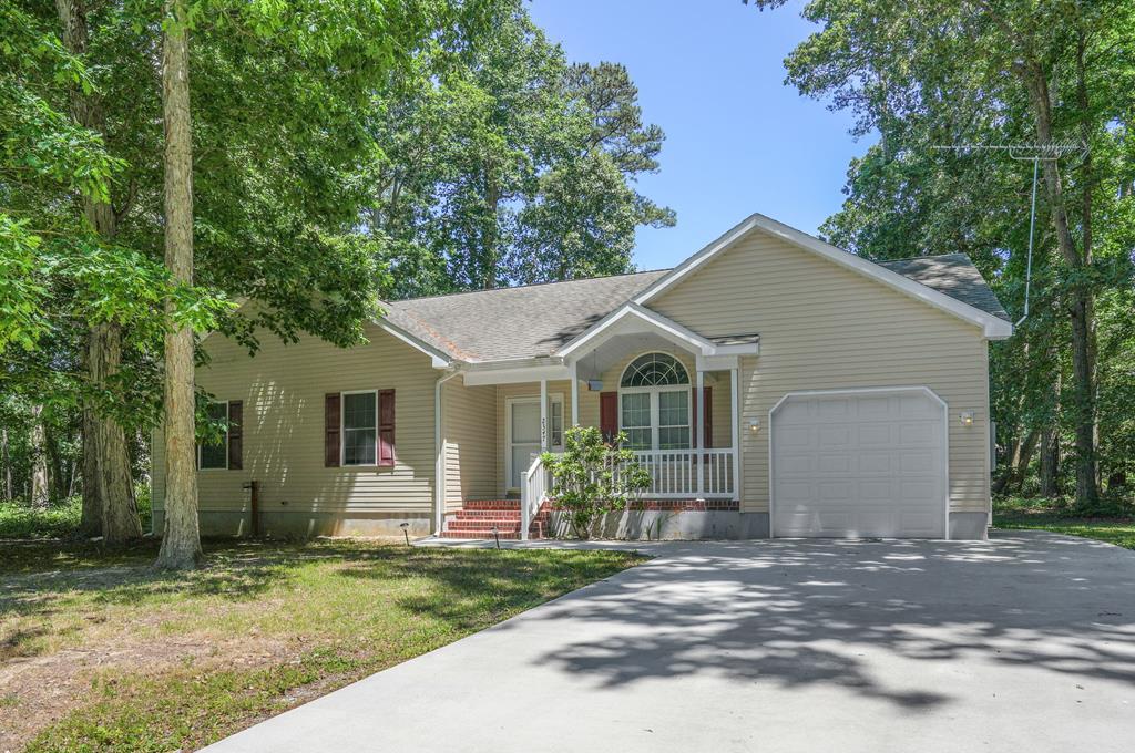 2347 MAYFLOWER DR 