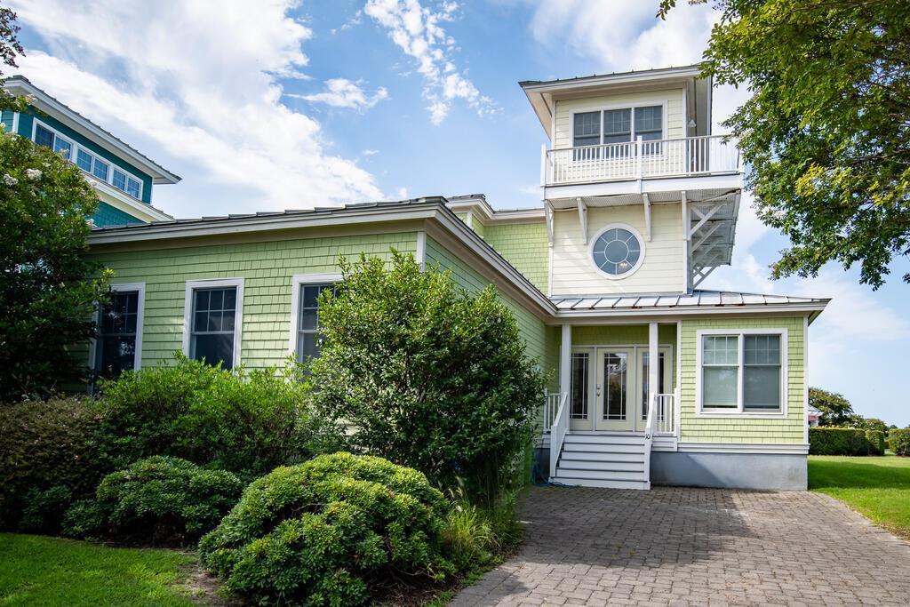 10 KINGS CT 