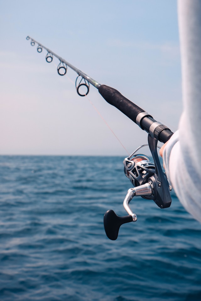 chincotrague fishing pole A Guide to Fishing & Crabbing on Chincoteague